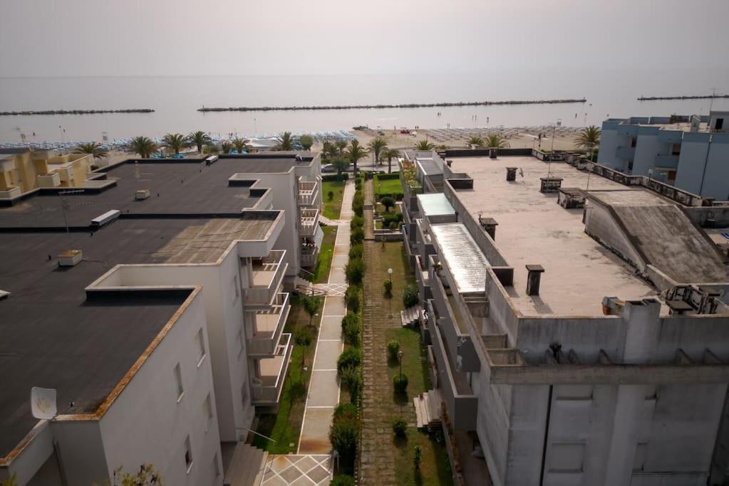 Appartamento Incantevole 2 Fronte Mare Villa Rosa Di Martinsicuro Exterior foto